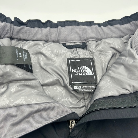 The North Face Youth/Junior Insulated Snow Pants (L/G) - Picture 10 of 10